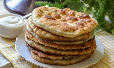 Вкусные постные лепешки на рассоле: легко и быстро