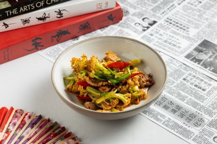 Секреты приготовления цветной капусты с нежной свиной грудинкой в стиле вока