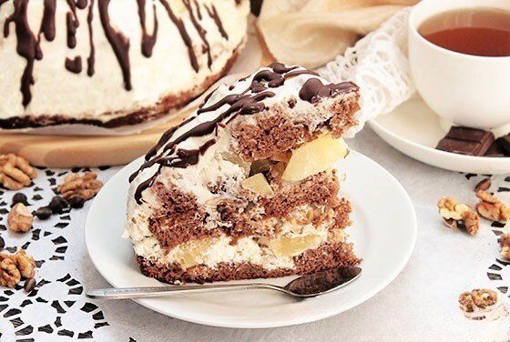 Праздничный хит: бисквитный торт "Панчо" с ананасами и грецкими орехами