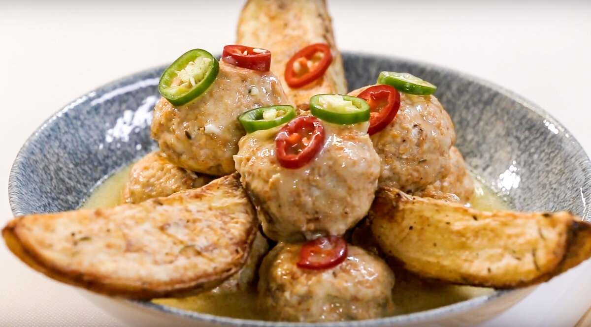 Мясные шарики с картошкой: идеальный семейный ужин