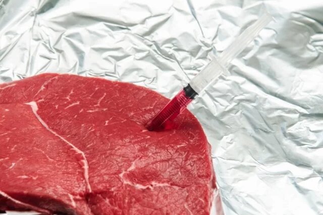 Инъекции в мясо: новые технологии или риск для здоровья?