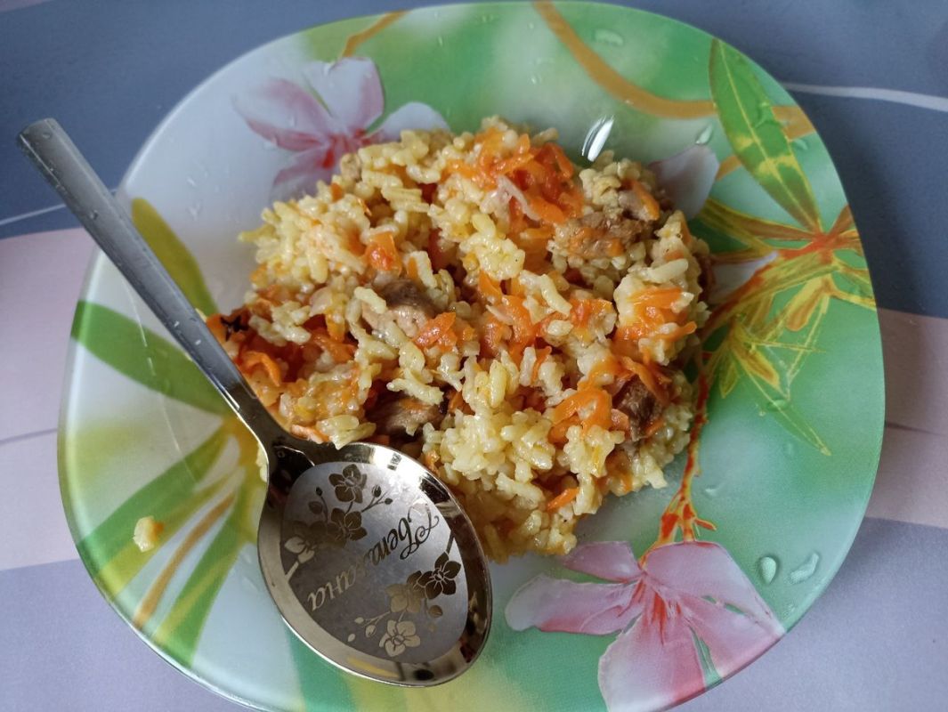 Как плов стал символом кулинарного угощения