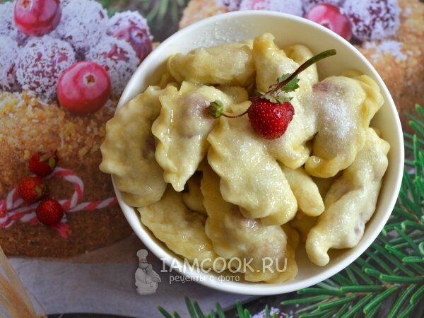 Вареники с клубникой: лучшие рецепты для весеннего вдохновения