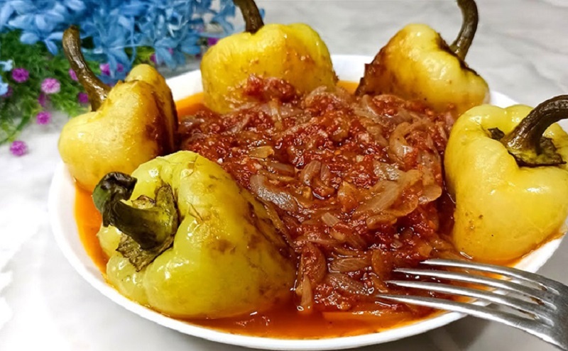 Жареный болгарский перец в соусе: летний кулинарный хит