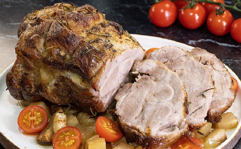 Нежная свинина: секреты приготовления для идеального праздничного стола