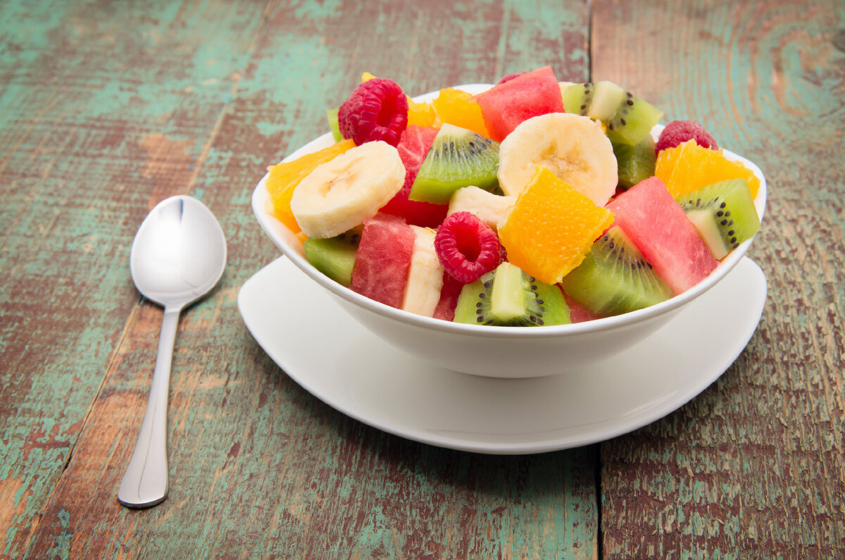 Летний фруктовый салат: Простое удовольствие для здоровья