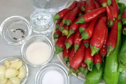 Неотразимый маринованный острый перец, который украсит ваш стол