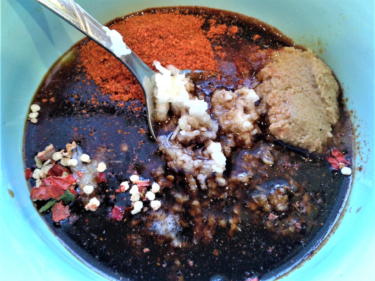 Куриные крылышки в медово-горчичном соусе: просто и вкусно