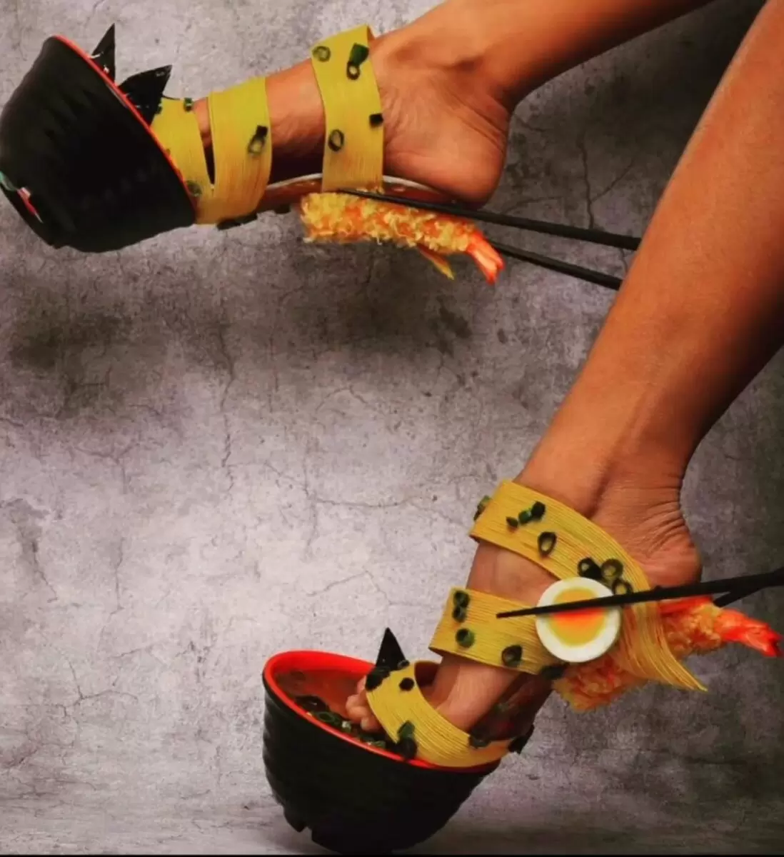 Туфли с изюминкой: как необычная арт-обувь вдохновляет на борьбу с трудностями