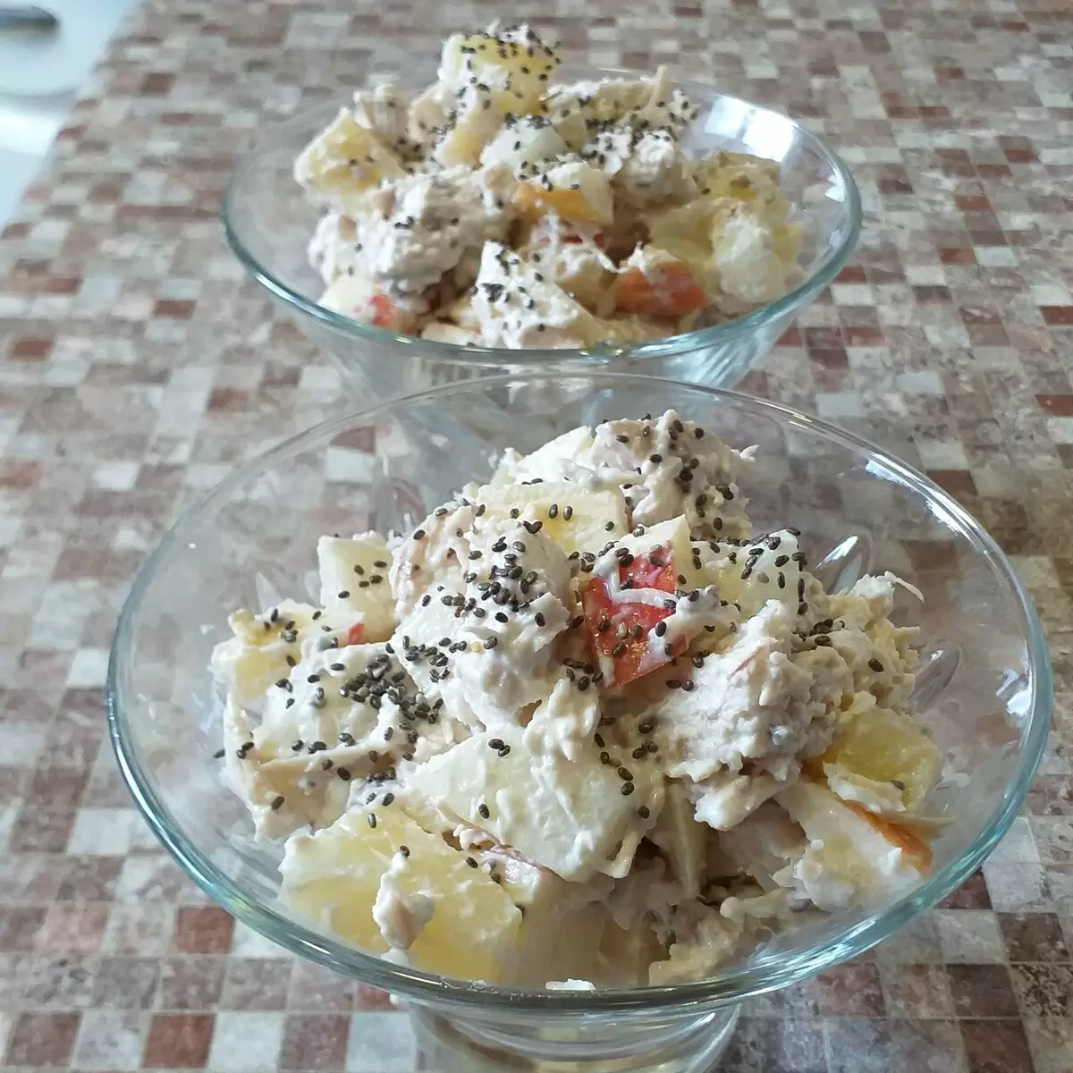 Салат, который подарит солнечное настроение: встречаем "Курочка на отдыхе"