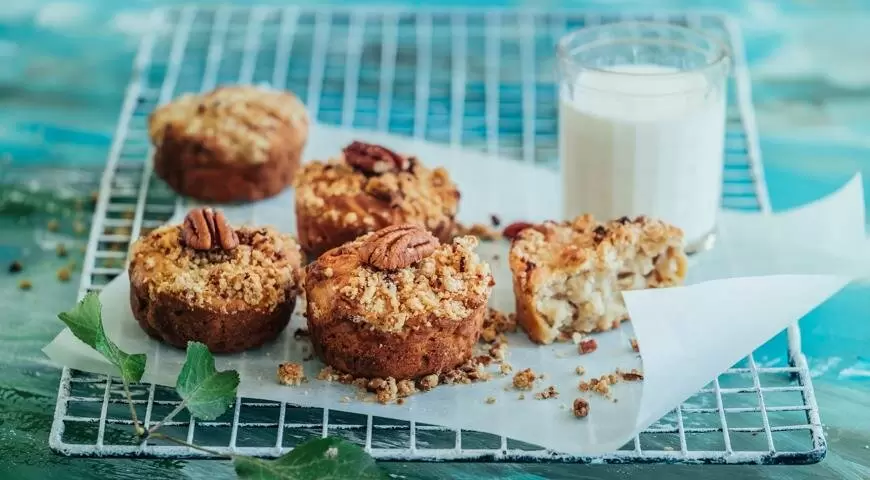 Нежные яблочные кексы: идеальный завтрак для уютного утра