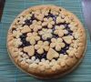 Песочный пирог с вишней: легкий и вкусный десерт для любого повода