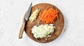Приготовьте вкусное овощное рагу с курицей и картошкой